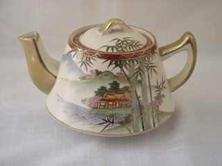 Mid 20th Century Japanese Satsuma Tea Set