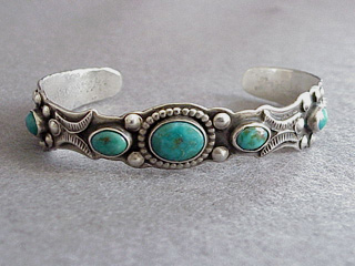 1940's Navajo Turquoise Silver Bracelet